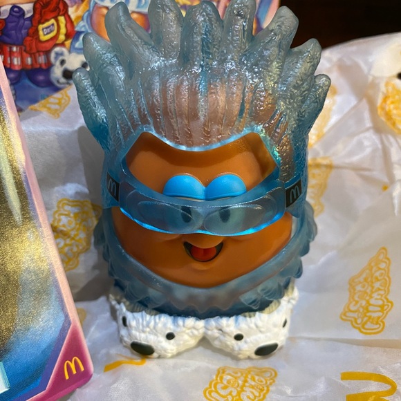 New McDonald’s Adult Happy Meal Kerwin Frost Brrrick - Picture 2 of 3